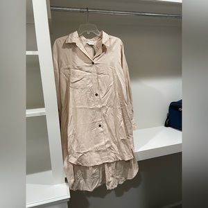 Beige shirt dress. Never worn. Size large